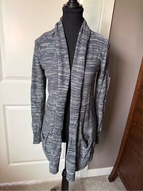 Wilfred cashmere and Silk Open Front Marled Knit Cardigan in Gray